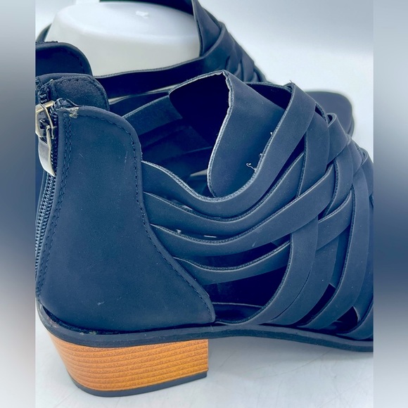 BRAND NEW MESH SHOES WITH ZIPPER IN BACK - Picture 11 of 14